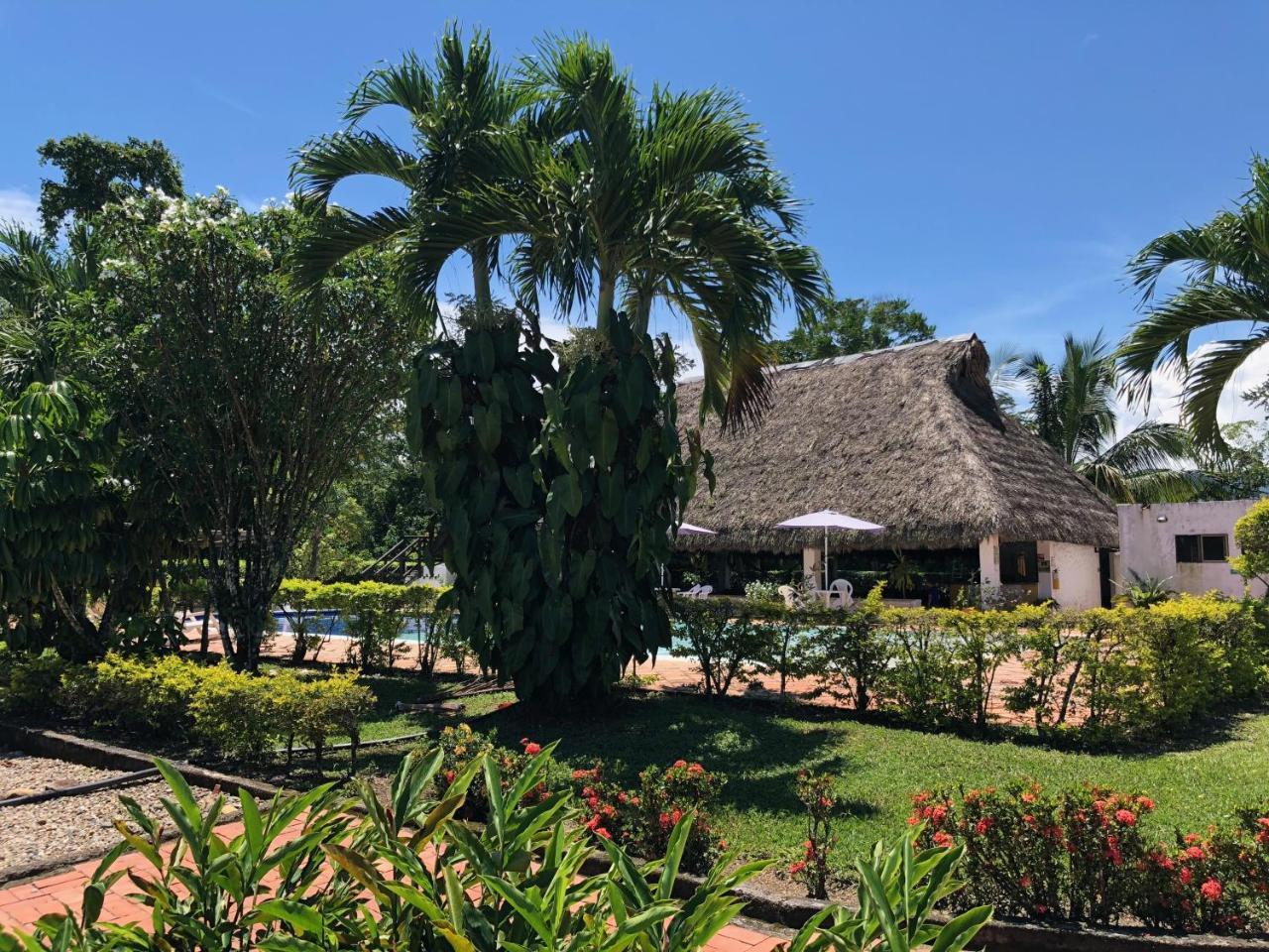 Hotel Campestre Arboretto Villavicencio Buitenkant foto