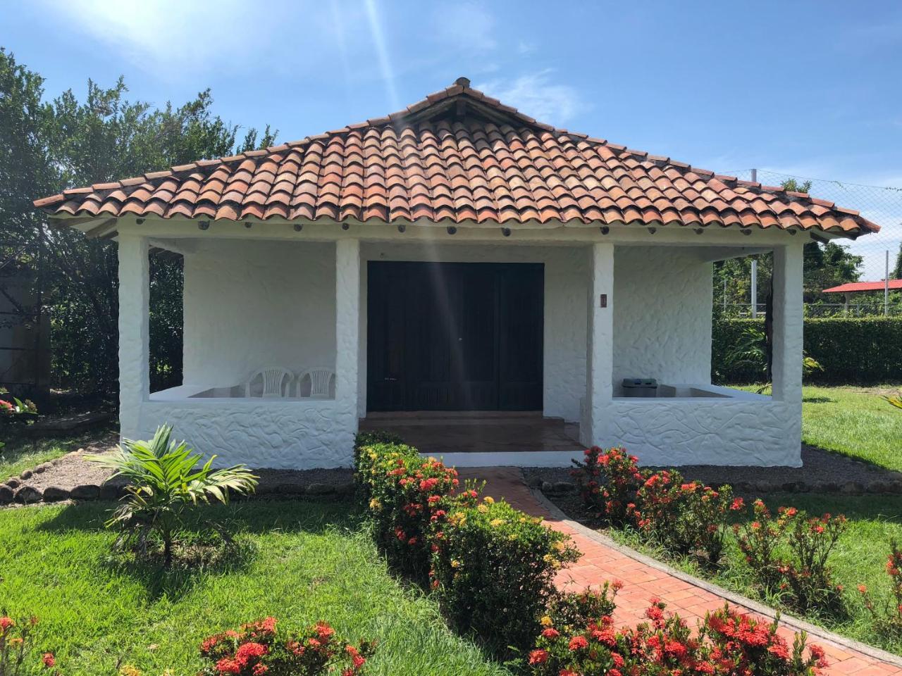 Hotel Campestre Arboretto Villavicencio Buitenkant foto
