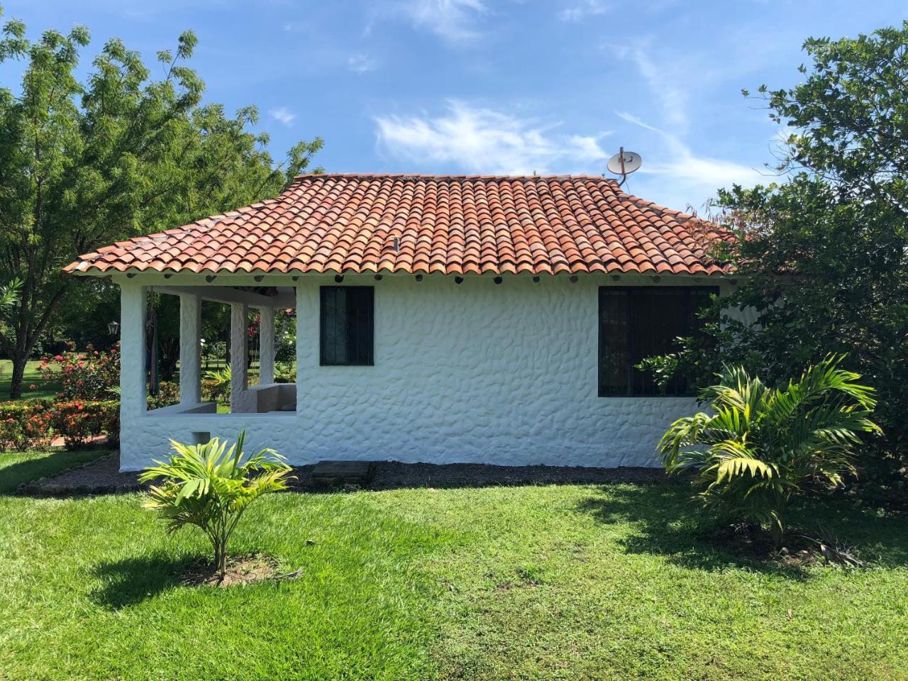 Hotel Campestre Arboretto Villavicencio Buitenkant foto